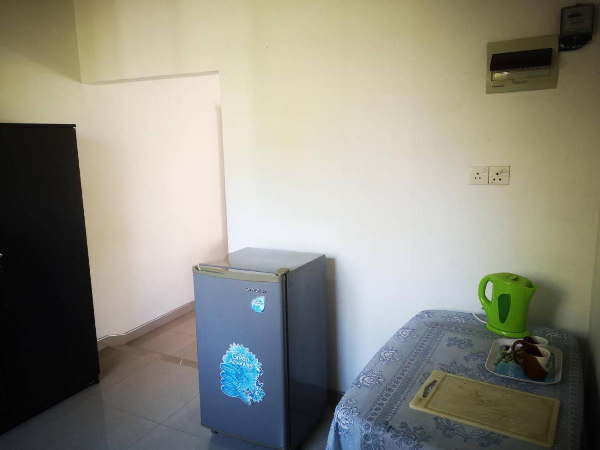 Sithu Guesthouse Bentota Bagian luar foto