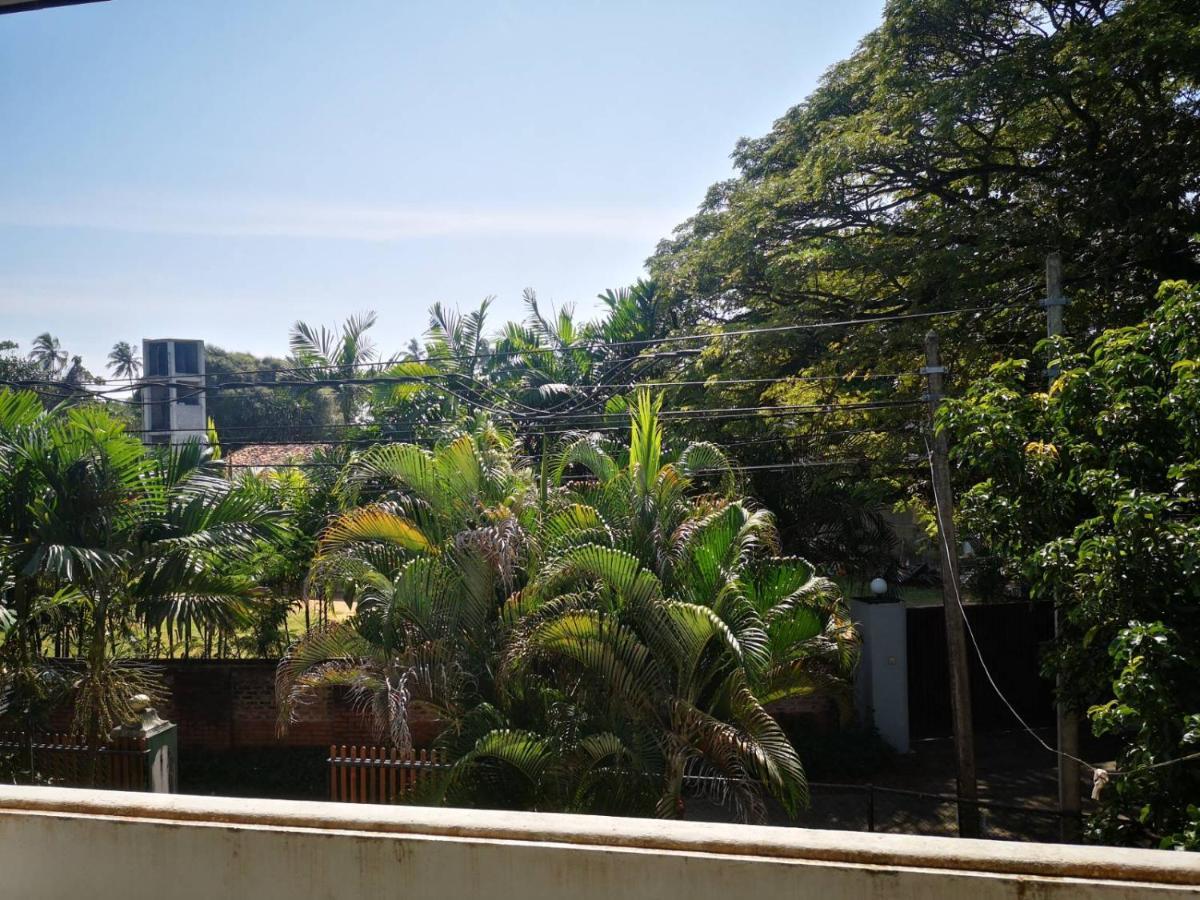 Sithu Guesthouse Bentota Bagian luar foto